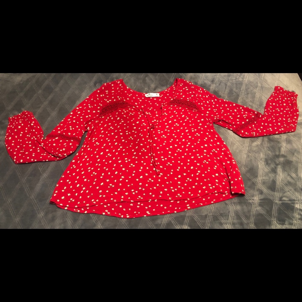 Girl’s long sleeve top